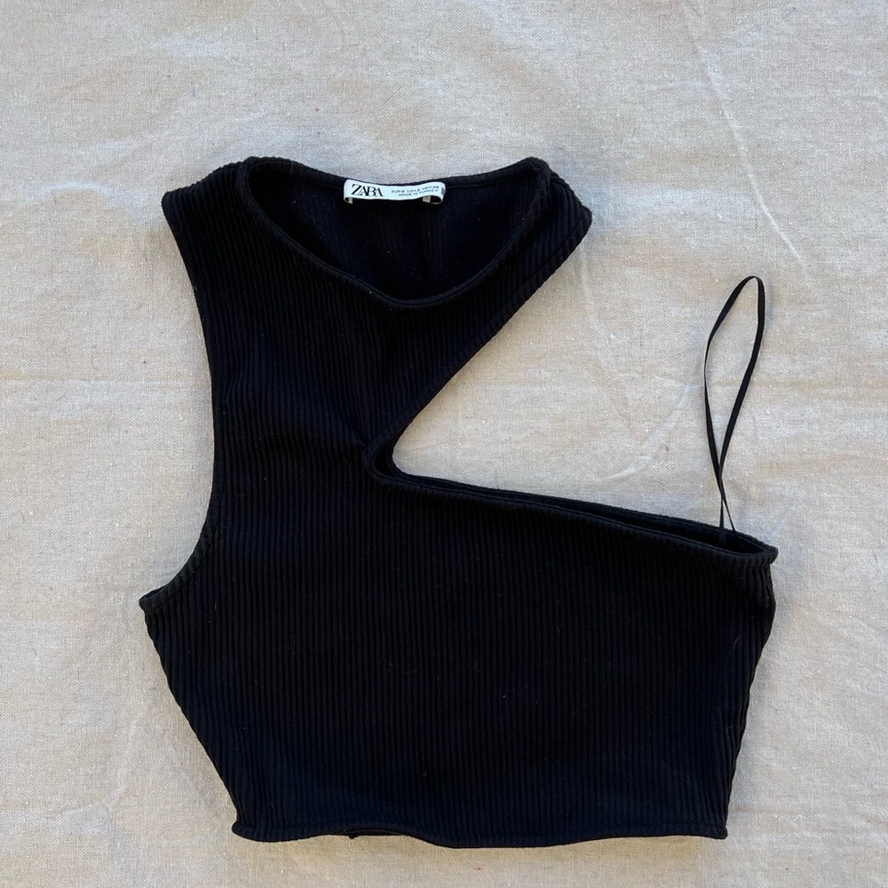 Zara cut-out crop top